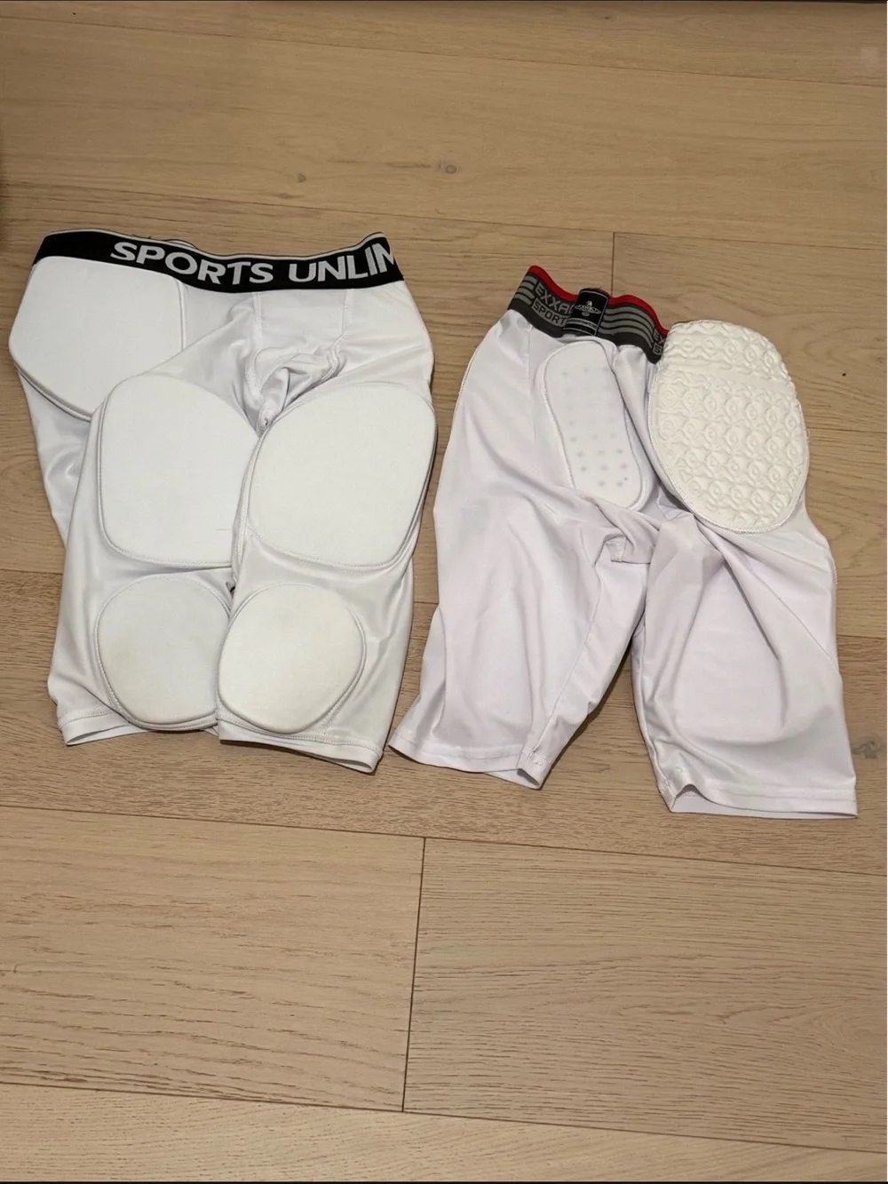 Football gurdles for Men – White